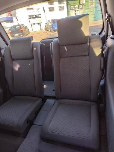 CHEVROLET Zafira 2.0 4P FLEX EXPRESSION 7 LUGARES AUTOM�TICO, Foto 12