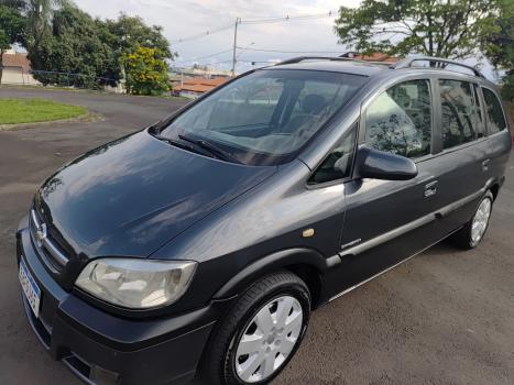 CHEVROLET Zafira 2.0 4P FLEX EXPRESSION 7 LUGARES AUTOMÁTICO, Foto 3