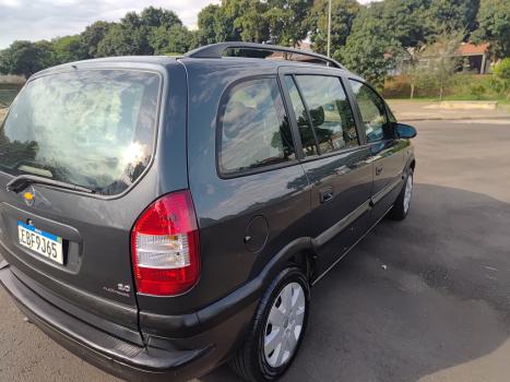 CHEVROLET Zafira 2.0 4P FLEX EXPRESSION 7 LUGARES AUTOMÁTICO, Foto 7