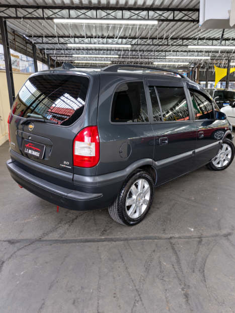 CHEVROLET Zafira 2.0 4P ELITE FLEX 7 LUGARES AUTOMÁTICO, Foto 4