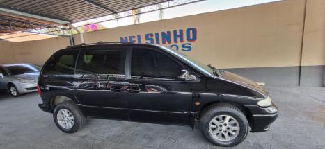 CHRYSLER Caravan 3.3 V6 12V 4P LE AUTOMÁTICO, Foto 1 CHRYSLER Caravan 3.3 V6 12V 4P LE AUTOMÁTICO, Foto 1