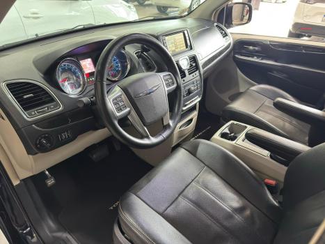 CHRYSLER Town & Country 3.8 V6 12V 4P TOURING AUTOM�TICO, Foto 10