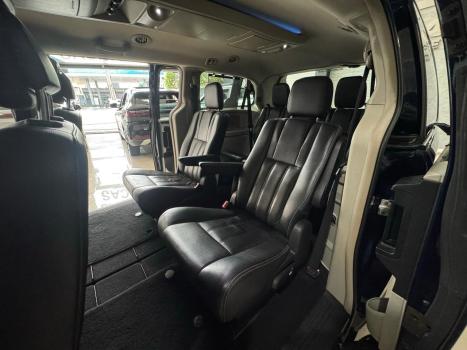 CHRYSLER Town & Country 3.8 V6 12V 4P TOURING AUTOM�TICO, Foto 13