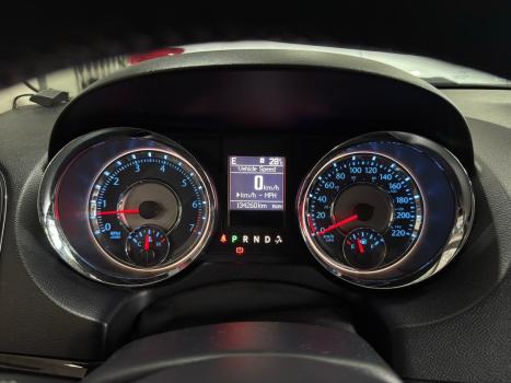 CHRYSLER Town & Country 3.8 V6 12V 4P TOURING AUTOM�TICO, Foto 18