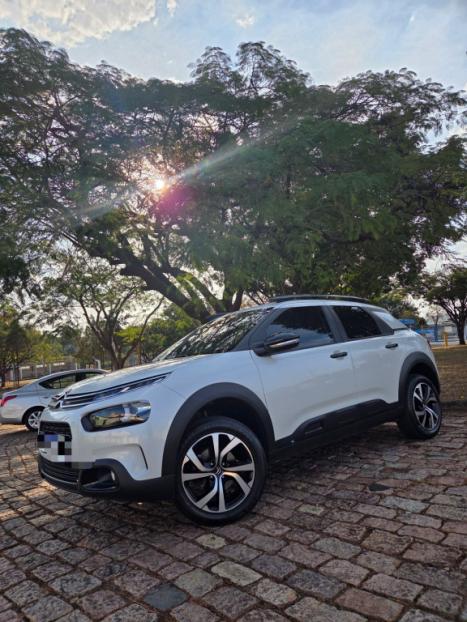 CITROEN C4 Cactus 1.6 16V 4P VTI 120 FLEX FEEL PACK AUTOMÁTICO, Foto 3 CITROEN C4 Cactus 1.6 16V 4P VTI 120 FLEX FEEL PACK AUTOMÁTICO, Foto 3