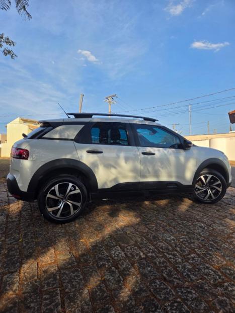 CITROEN C4 Cactus 1.6 16V 4P VTI 120 FLEX FEEL PACK AUTOMÁTICO, Foto 4 CITROEN C4 Cactus 1.6 16V 4P VTI 120 FLEX FEEL PACK AUTOMÁTICO, Foto 4