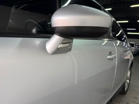 CITROEN C4 Hatch 1.6 16V 4P GLX, Foto 4