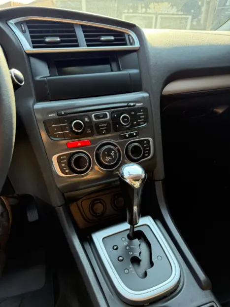 CITROEN C4 Sedan 1.6 16V 4P LOUNGE TENDANCE THP TURBO, Foto 18