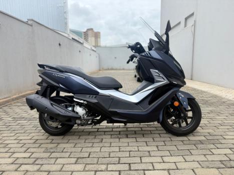 DAFRA Citycom 300 I , Foto 1