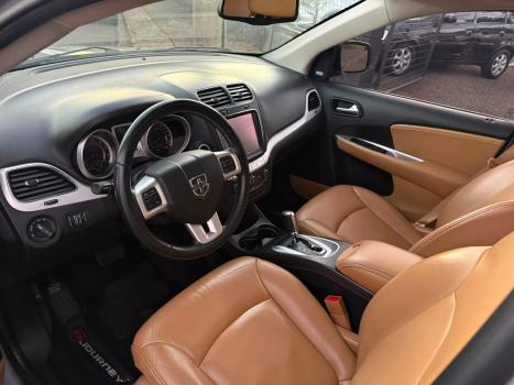 DODGE Journey 3.6 V6 24V 4P RT AUTOM�TICO 7 LUGARES, Foto 14