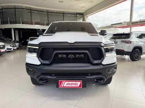 DODGE Ram 5.7 V8 32V 4P HEMI LARAMIE NIGHT EDITION 4X4 AUTOMTICO, Foto 5