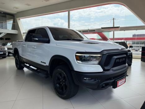 DODGE Ram 5.7 V8 32V 4P HEMI LARAMIE NIGHT EDITION 4X4 AUTOMTICO, Foto 18