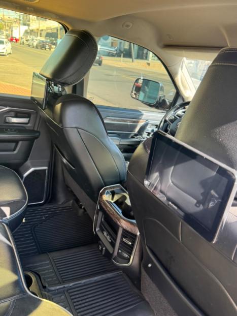 DODGE Ram 5.7 V8 32V 4P HEMI LARAMIE NIGHT EDITION 4X4 AUTOM�TICO, Foto 7