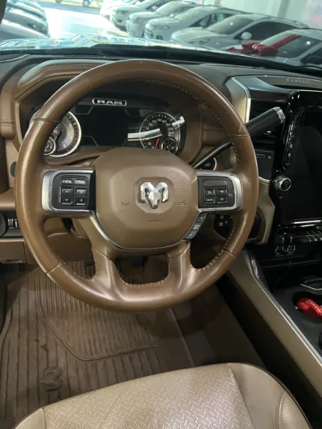 DODGE Ram 6.7 I6 24V 4P 2500 LARAMIE 4X4 TURBODIESEL  AUTOMTICO CABINE DUPLA, Foto 8