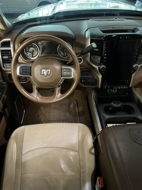 DODGE Ram 6.7 I6 24V 4P 2500 LARAMIE 4X4 TURBODIESEL  AUTOMTICO CABINE DUPLA, Foto 9