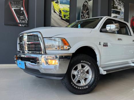 DODGE Ram 6.7 I6 24V 4P 2500 LARAMIE 4X4 TURBODIESEL  AUTOM�TICO CABINE DUPLA, Foto 3