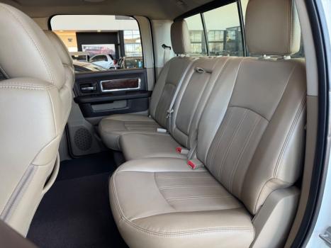 DODGE Ram 6.7 I6 24V 4P 2500 LARAMIE 4X4 TURBODIESEL  AUTOM�TICO CABINE DUPLA, Foto 18