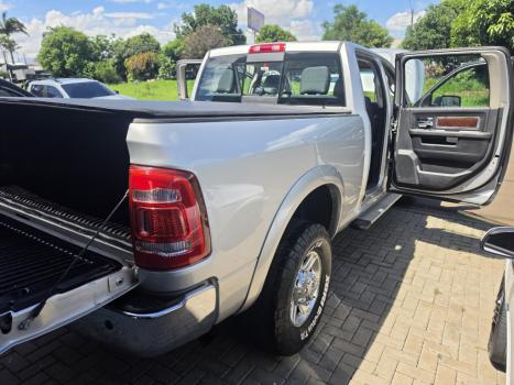 DODGE Ram 6.7 I6 24V 4P 2500 LARAMIE 4X4 TURBODIESEL  AUTOMÁTICO CABINE DUPLA, Foto 5