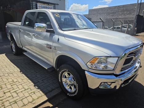 DODGE Ram 6.7 I6 24V 4P 2500 LARAMIE 4X4 TURBODIESEL  AUTOMÁTICO CABINE DUPLA, Foto 8