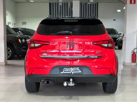 FIAT Argo 1.8 4P FLEX E.TORQ TREKKING AUTOM�TICO, Foto 4