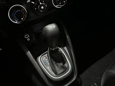 FIAT Argo 1.8 4P FLEX E.TORQ TREKKING AUTOM�TICO, Foto 12