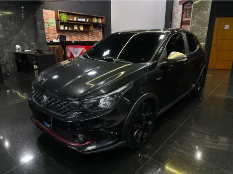 FIAT Argo 1.8 4P FLEX E.TORQ HGT, Foto 2