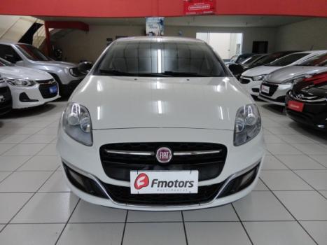 FIAT Bravo 1.8 16V 4P FLEX BLACKMOTION DUALOGIC AUTOMATIZADO, Foto 2
