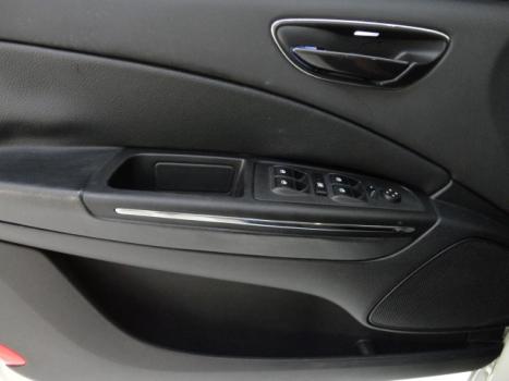 FIAT Bravo 1.8 16V 4P FLEX BLACKMOTION DUALOGIC AUTOMATIZADO, Foto 15