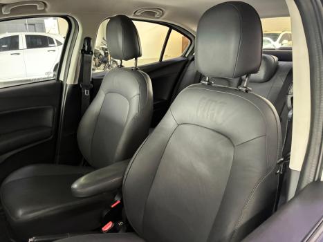 FIAT Cronos 1.8 4P FLEX PRECISION AUTOM�TICO, Foto 8