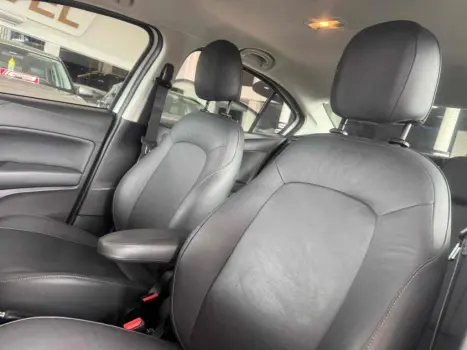 FIAT Cronos 1.8 4P FLEX PRECISION AUTOM�TICO, Foto 12