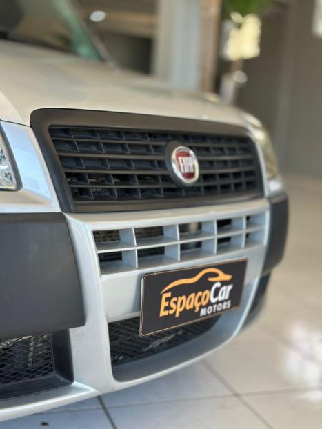FIAT Doblo 1.8 16V 4P FLEX ESSENCE 7 LUGARES, Foto 3