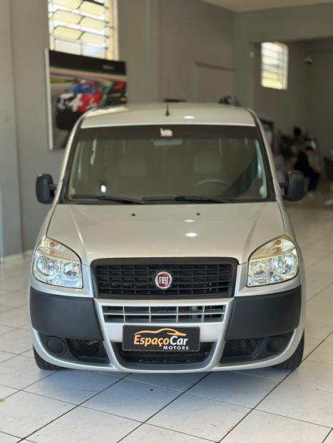 FIAT Doblo 1.8 16V 4P FLEX ESSENCE 7 LUGARES, Foto 9