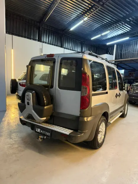 FIAT Doblo 1.8 16V 4P FLEX ADVENTURE 6 LUGARES, Foto 6
