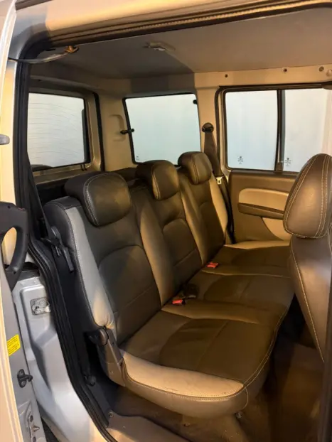 FIAT Doblo 1.8 16V 4P FLEX ADVENTURE 6 LUGARES, Foto 10