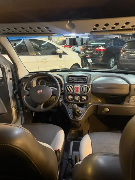 FIAT Doblo 1.8 16V 4P FLEX ADVENTURE 6 LUGARES, Foto 12