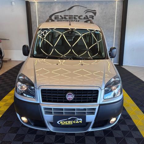 FIAT Doblo 1.8 16V 4P FLEX ESSENCE 7 LUGARES, Foto 3