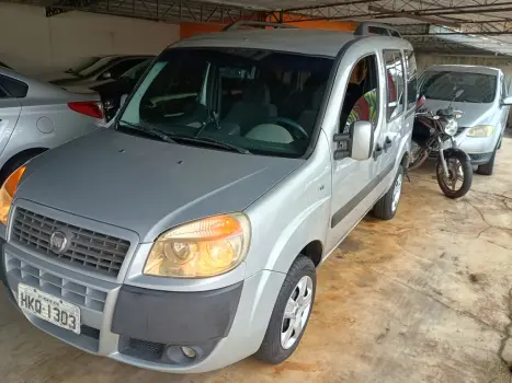 FIAT Doblo 1.8 16V 4P FLEX ESSENCE 7 LUGARES, Foto 2