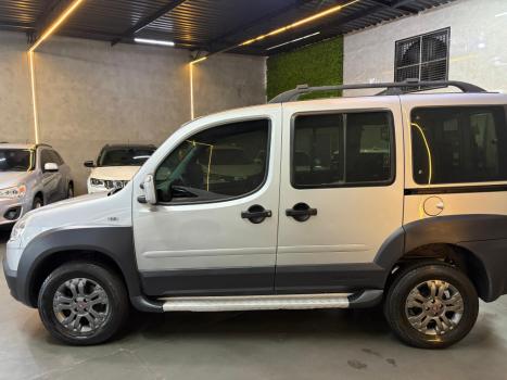 FIAT Doblo 1.8 16V 4P FLEX ADVENTURE 6 LUGARES, Foto 4