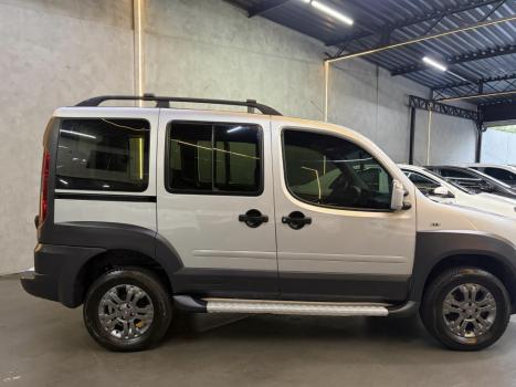 FIAT Doblo 1.8 16V 4P FLEX ADVENTURE 6 LUGARES, Foto 3