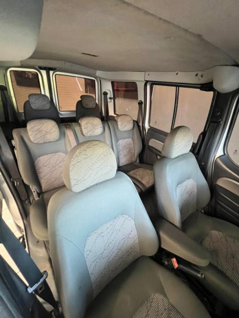 FIAT Doblo 1.8 16V 4P FLEX ESSENCE 7 LUGARES, Foto 13