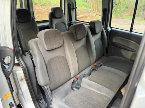 FIAT Doblo 1.8 16V 4P FLEX ESSENCE 7 LUGARES, Foto 9