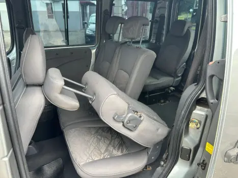 FIAT Doblo 1.8 4P FLEX ADVENTURE 6 LUGARES, Foto 10