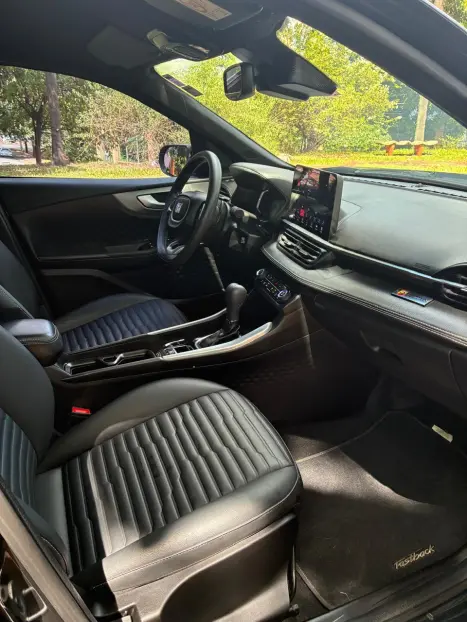 FIAT Fastback 1.3 16V 4P FLEX ABARTH TURBO 270 LIMITED EDITION AUTOM�TICO, Foto 17