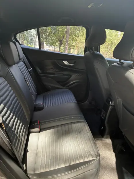 FIAT Fastback 1.3 16V 4P FLEX ABARTH TURBO 270 LIMITED EDITION AUTOM�TICO, Foto 18