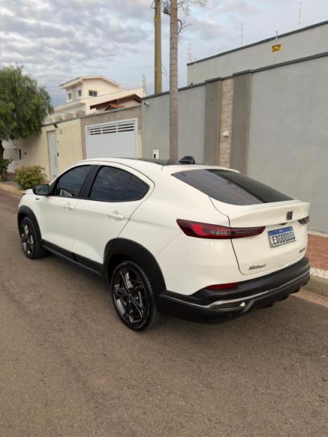 FIAT Fastback 1.3 16V 4P FLEX ABARTH TURBO 270 LIMITED EDITION AUTOM�TICO, Foto 4
