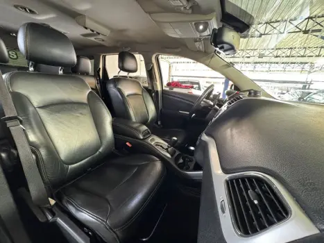 FIAT Freemont 2.4 16V 4P PRECISION AUTOM�TICO 7 LUGARES, Foto 9