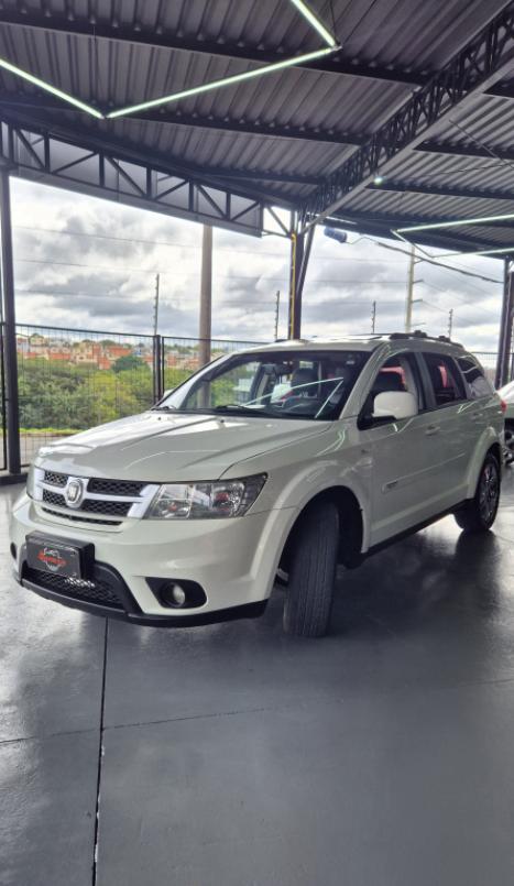 FIAT Freemont 2.4 16V 4P PRECISION AUTOM�TICO 7 LUGARES, Foto 4