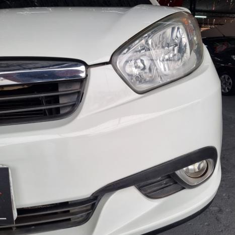 FIAT Grand Siena 1.6 16V 4P ESSENCE FLEX, Foto 10 FIAT Grand Siena 1.6 16V 4P ESSENCE FLEX, Foto 10