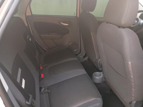 FIAT Grand Siena 1.6 16V 4P ESSENCE FLEX, Foto 10