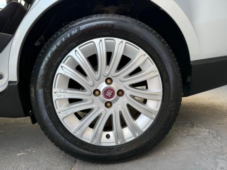 FIAT Grand Siena 1.6 16V 4P ESSENCE FLEX, Foto 18